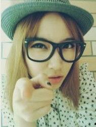 国产眼镜美女视频,时尚与魅力的完美融合