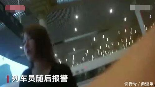 国产女人自慰久久视频,女人自慰的私密瞬间