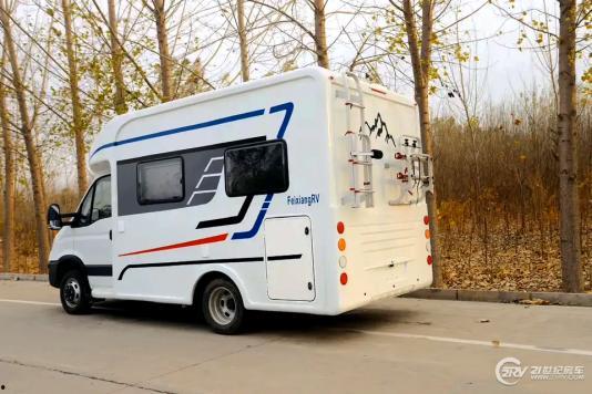 国产飞翔房车视频,移动家园，畅游天地