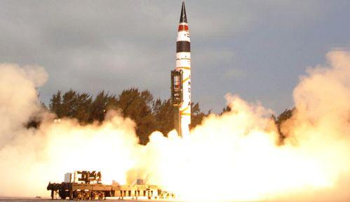 国产导弹潜艇视频,水下利剑，守护国家安全防线