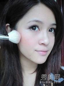 国产美女裸妆视频网站,视频网站上的时尚盛宴  第3张