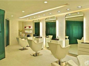 发廊国产小视频,发廊里的青春故事  第3张